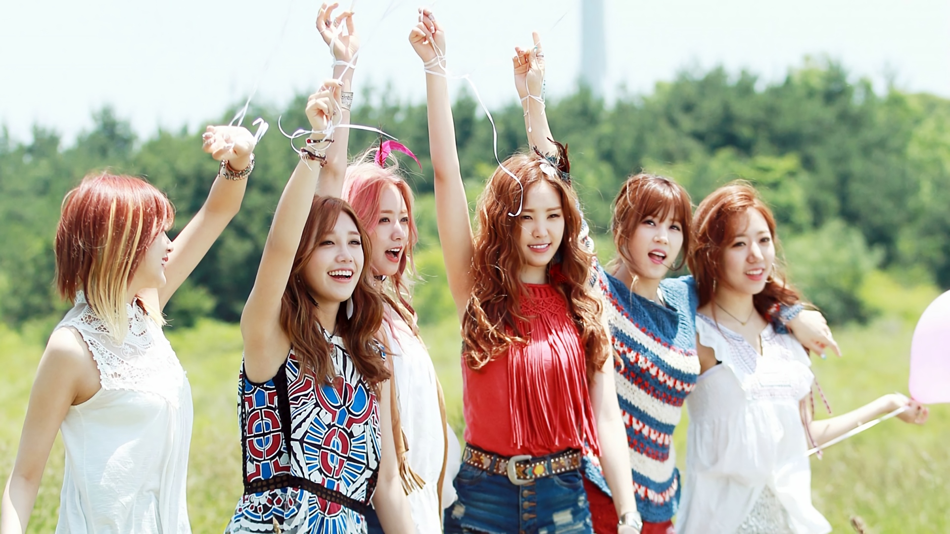 Apink holding balloons in a teaser during Remember era
