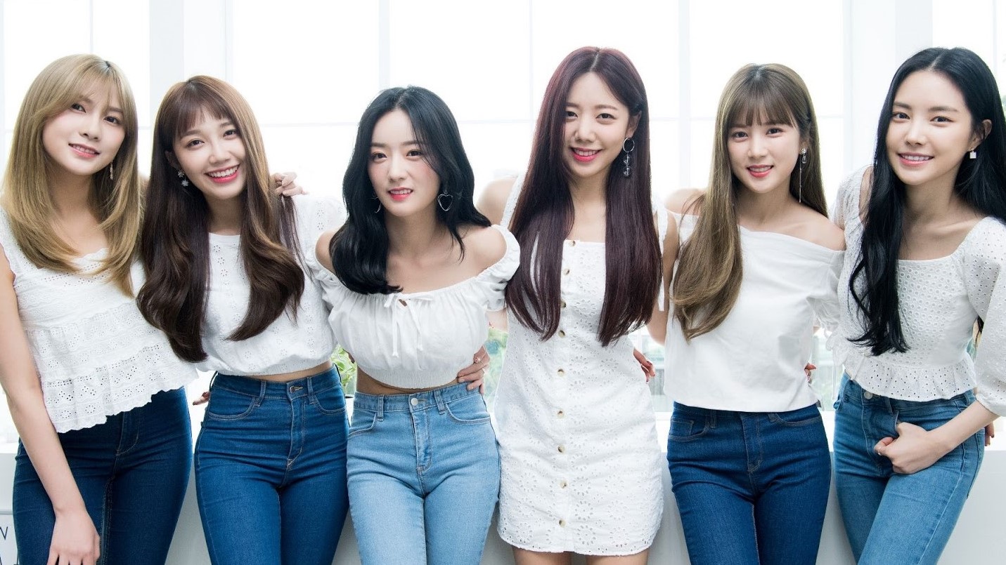 Apink members in white during I'm so sick era; Dispatch x Naver photoshoot