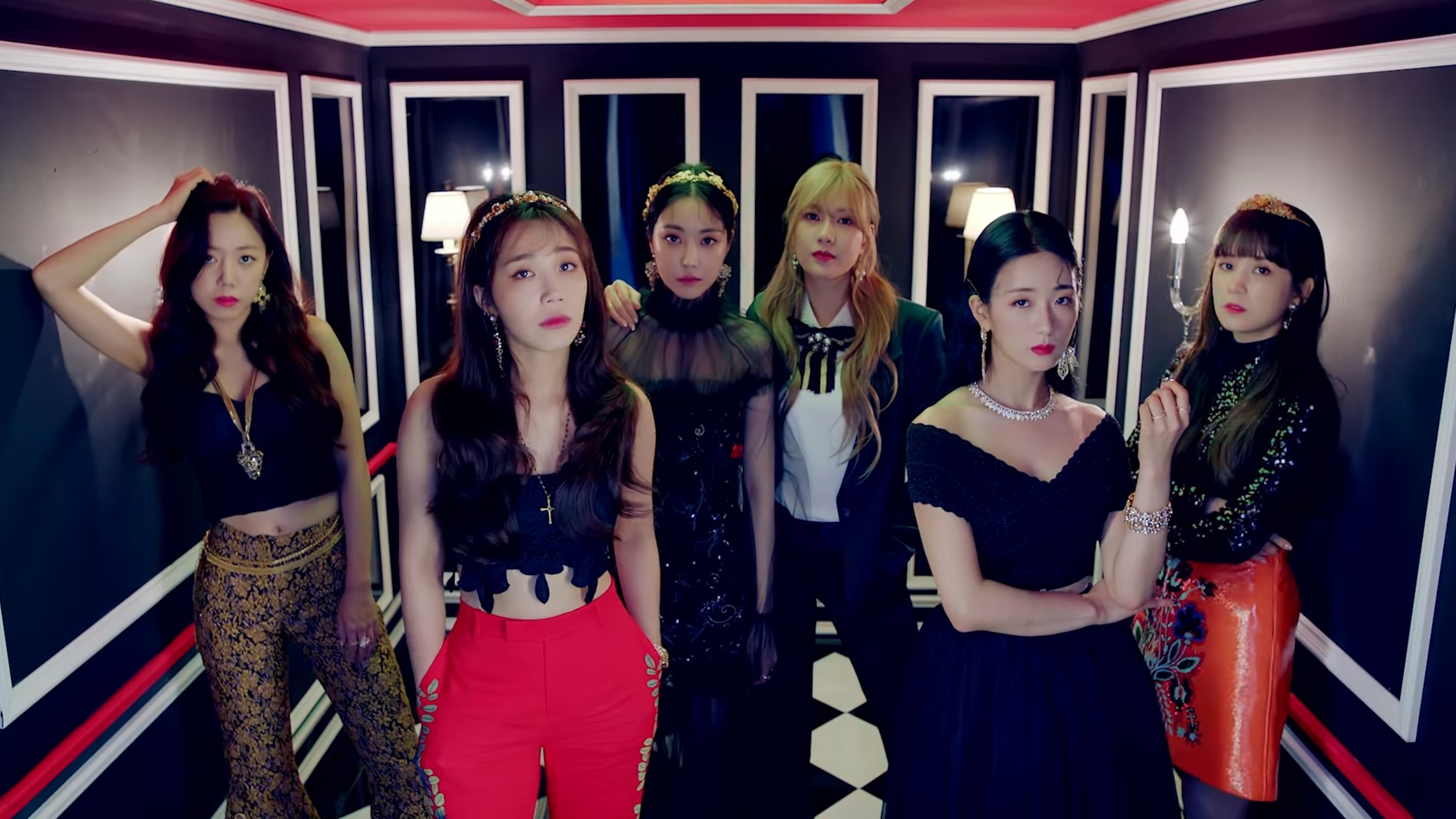 Apink posing inside an elevator in I'm so sick music video during I'm so sick era